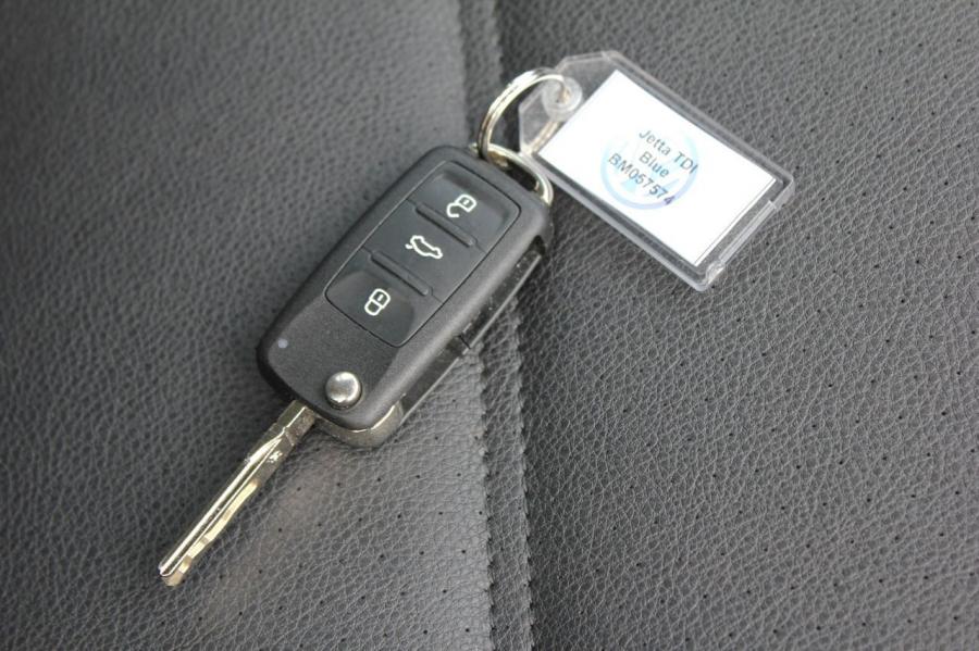  Volkswagen Jetta TDi 2011 года  (фото 110 из 120)